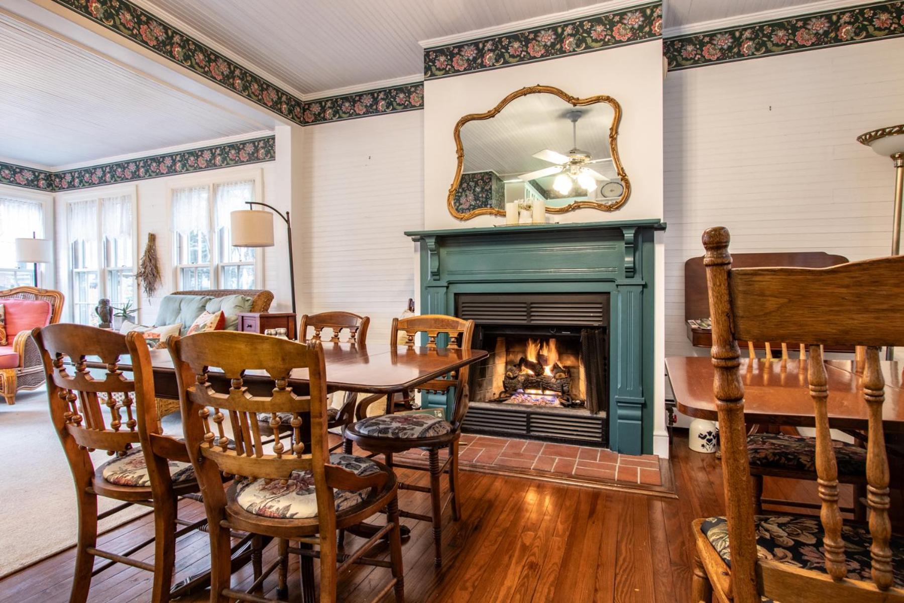 The Oaks Victorian Inn Christiansburg Exterior foto