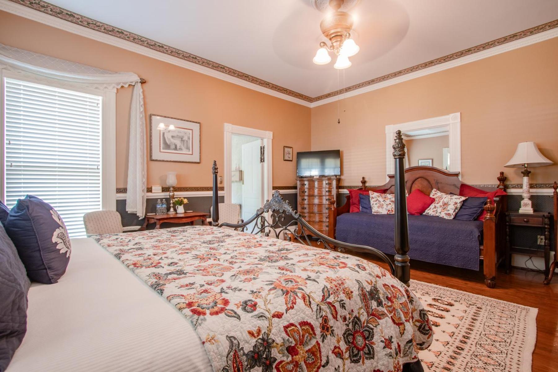 The Oaks Victorian Inn Christiansburg Exterior foto