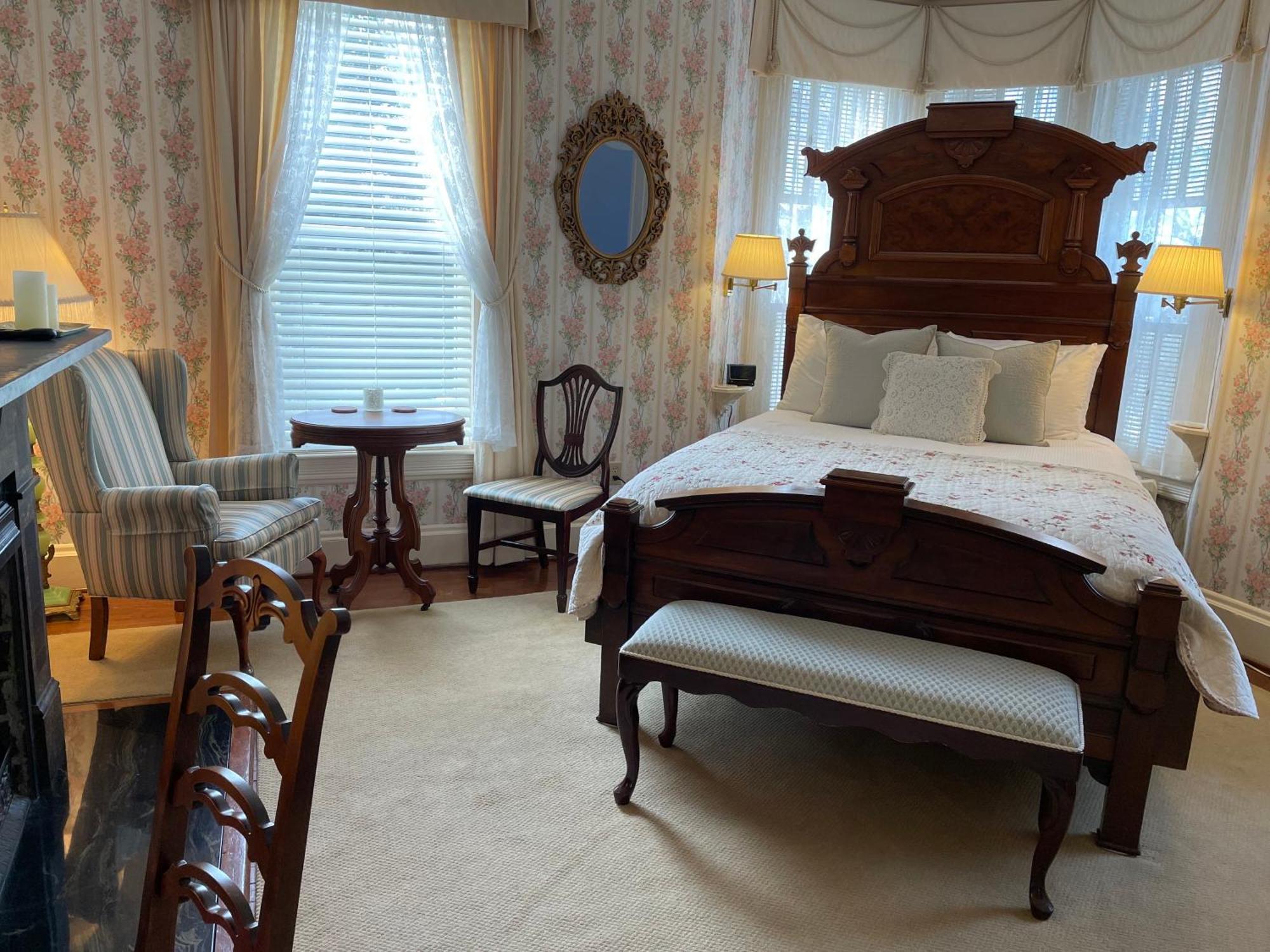 The Oaks Victorian Inn Christiansburg Exterior foto